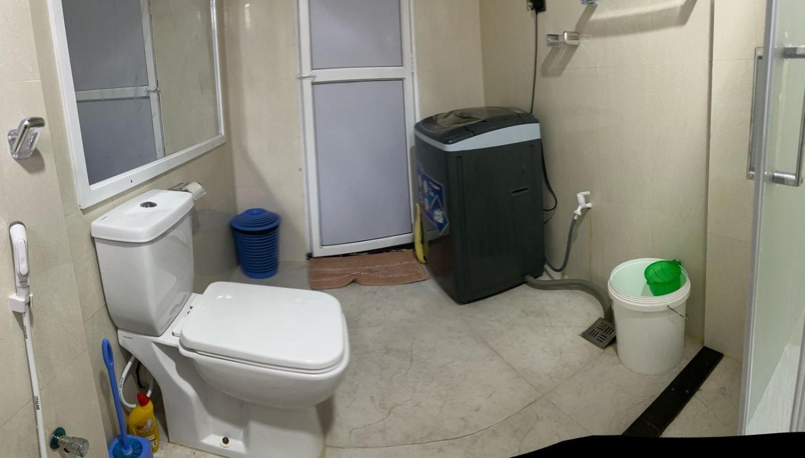 J & J Homestay Jaffna Exteriör bild