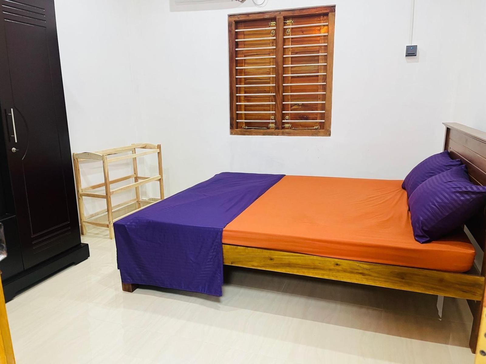 J & J Homestay Jaffna Exteriör bild